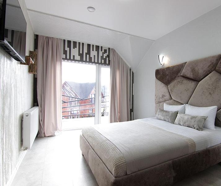 Hotel Four Seasons In Carpathians Myhowe Exterior foto